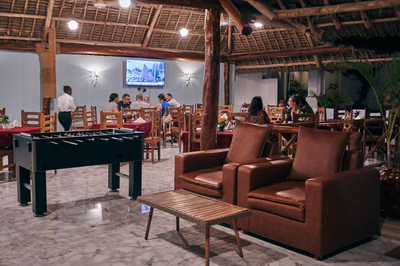 Malika Nungwi Hotel Exterior photo