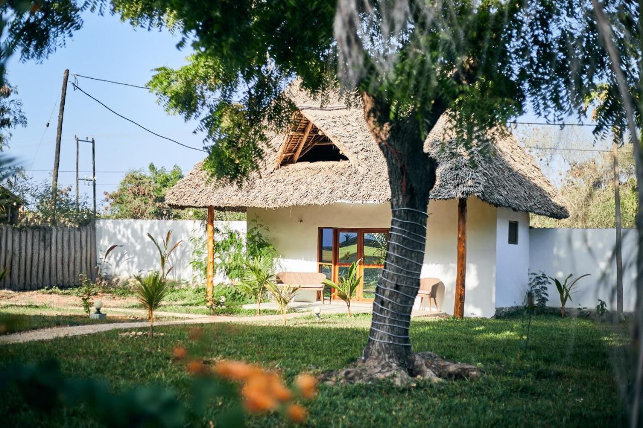 Malika Nungwi Hotel Exterior photo